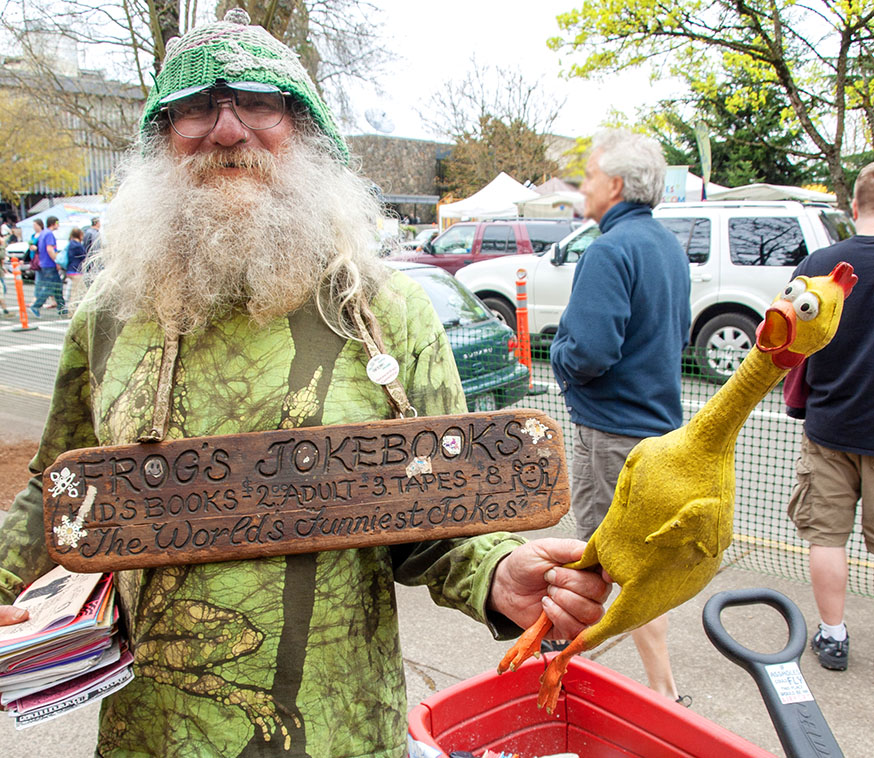 Frog at Saturday Market